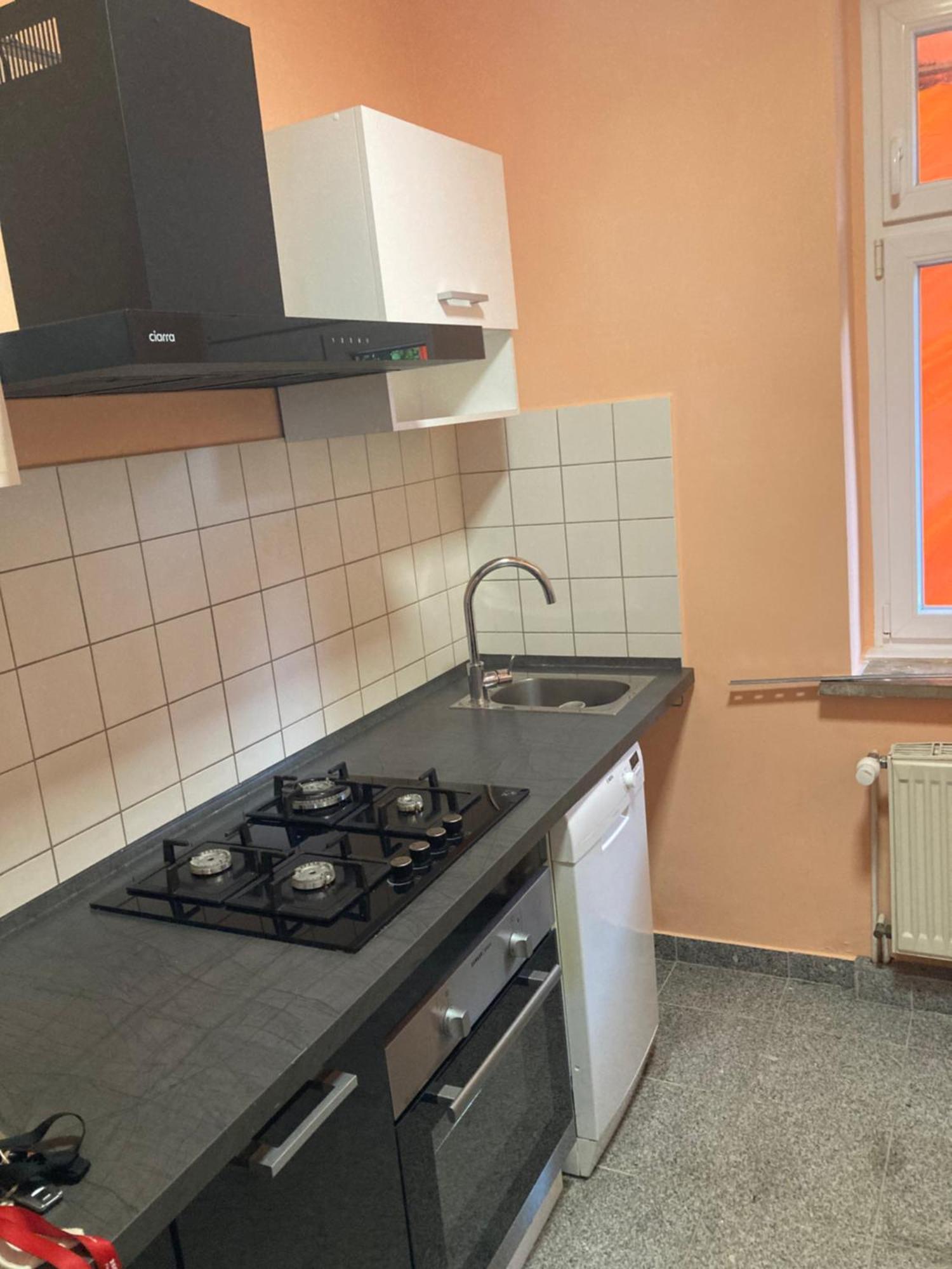 Apartment Deli 106 *